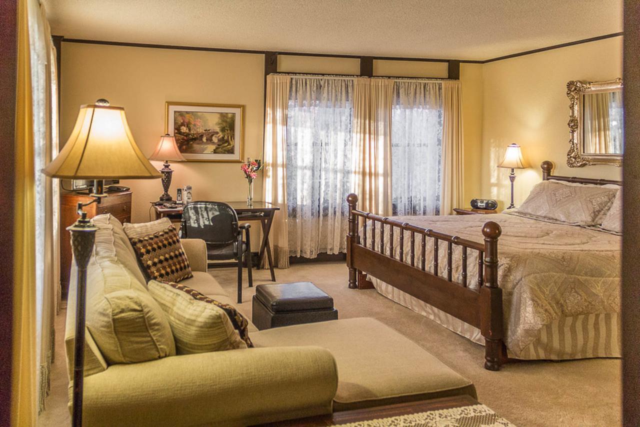 Highland Glen Lodge B&B Анкоридж Экстерьер фото