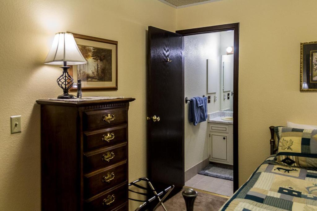 Highland Glen Lodge B&B Анкоридж Экстерьер фото