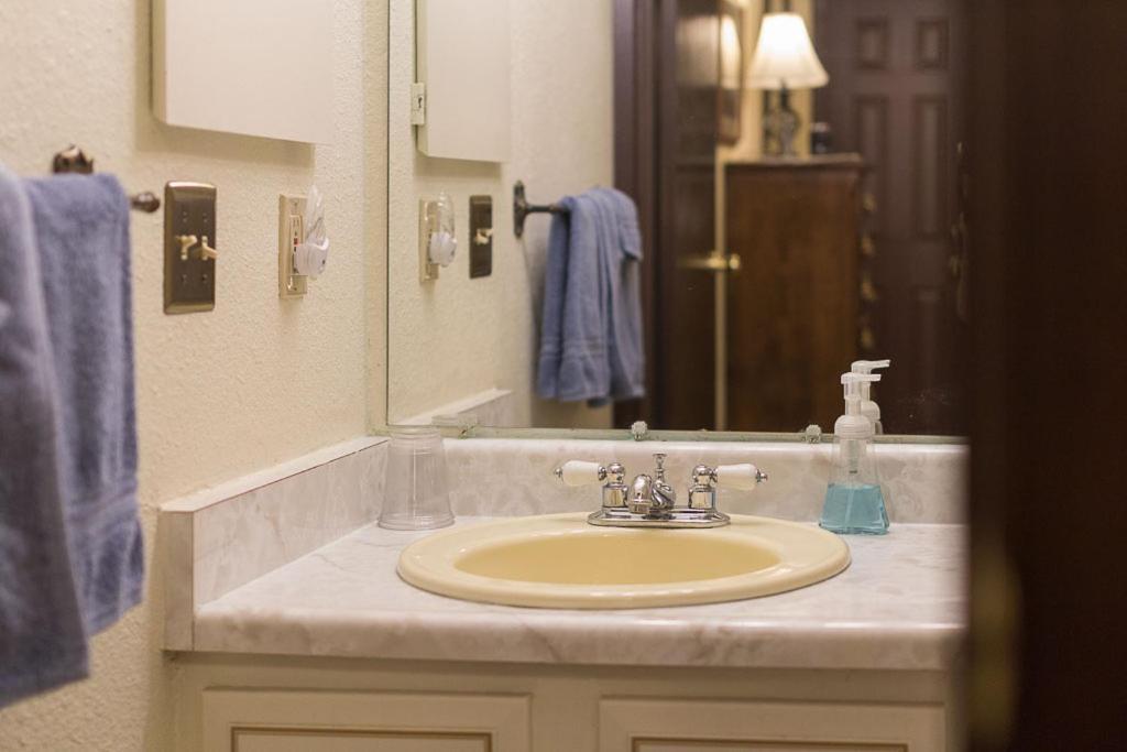 Highland Glen Lodge B&B Анкоридж Экстерьер фото