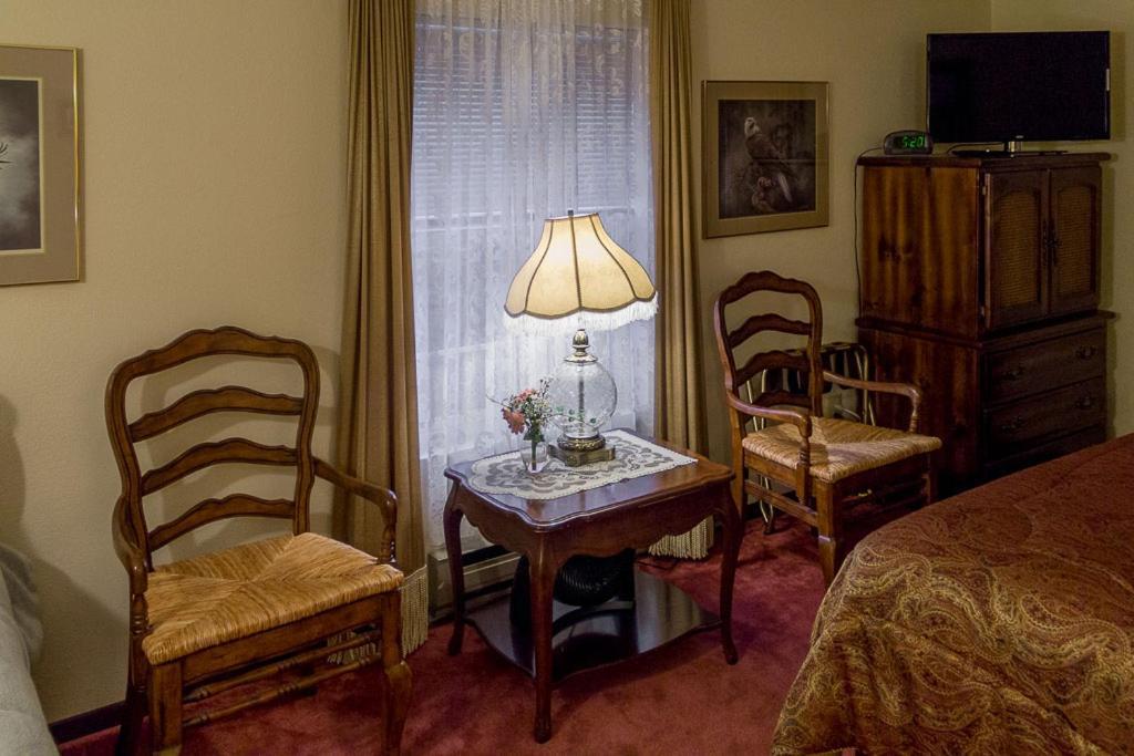 Highland Glen Lodge B&B Анкоридж Экстерьер фото